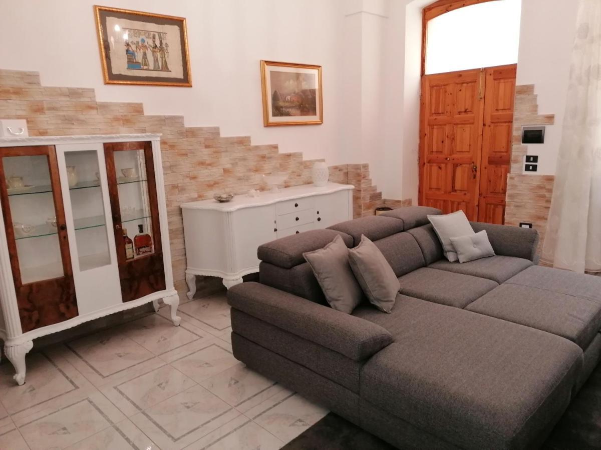 Centro Storico Mare Fuori Villa Brindisi Buitenkant foto