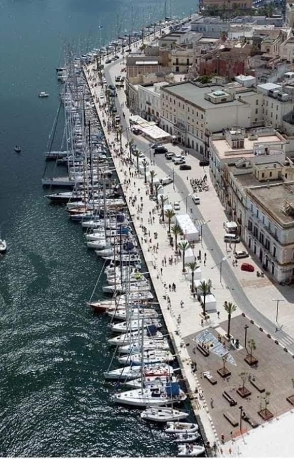 Centro Storico Mare Fuori Villa Brindisi Buitenkant foto