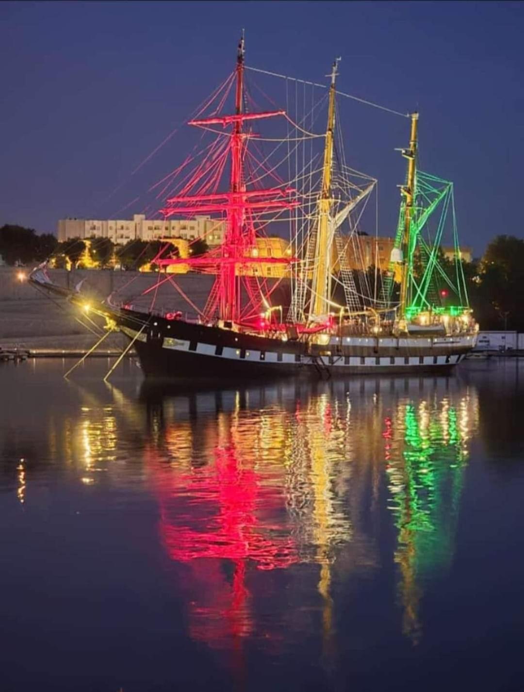Centro Storico Mare Fuori Villa Brindisi Buitenkant foto